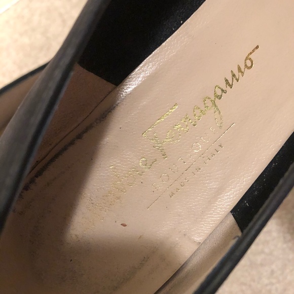 Salvatore Ferragamo suede flats - Picture 5 of 8
